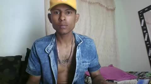 Sexy leon online show from November 28, 2025, 4:31 pm