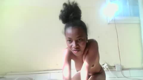 Elania online show from February 19, 2026, 12:56 pm