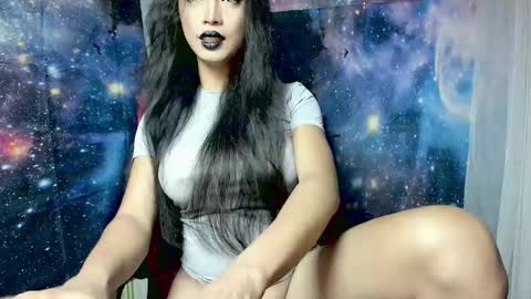 April online show from September 18, 2025, 10:06 am