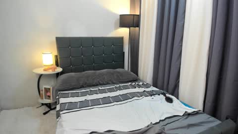 maxine online show from January 17, 2025, 7:08 am