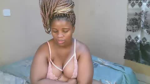 sexylucy33 online show from February 26, 2026, 4:06 pm