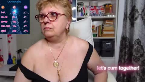 sexylynette4u online show from December 16, 2024, 6:53 am
