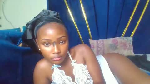 sexymartha5661 online show from October 16, 2025, 9:27 pm