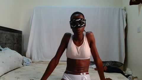 sexymaxxine online show from April 21, 2026, 7:58 am