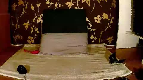 Squirty Maya Gold online show from January 9, 2026, 6:10 pm