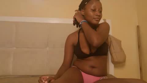 Miss mia online show from September 21, 2025, 7:15 pm