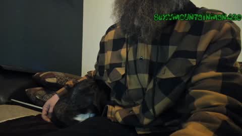 Sexymountainman420 online show from February 8, 2025, 9:15 pm