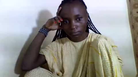 VIVIAN online show from February 11, 2025, 5:58 am