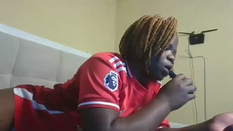 nina online show from September 16, 2025, 12:17 pm