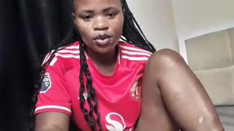 nina online show from October 31, 2025, 11:11 am