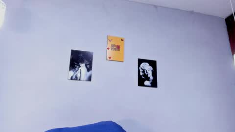 sexynova 93 online show from April 21, 2026, 1:42 am