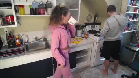 Royal Duo online show from December 10, 2024, 9:43 pm