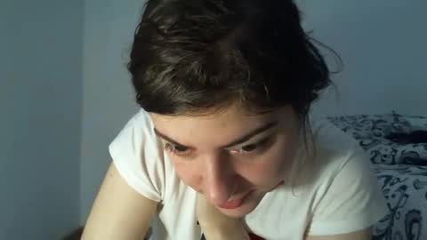 Snapshot of sexynyu18 chatting on December 22, 2024, 9:22 am Alex online show from December 22, 2024, 9:22 am