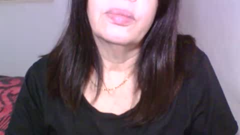 Snapshot of sexyoldwet chatting on May 12, 2026, 9:34 pm AnneSofia online show from May 12, 2026, 9:34 pm