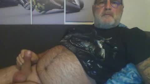 sexypaa online show from March 1, 2025, 8:42 pm
