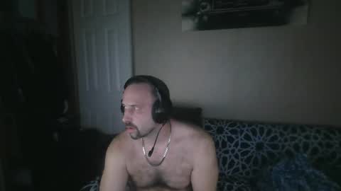 sexypeople4204u online show from April 18, 2026, 3:32 am