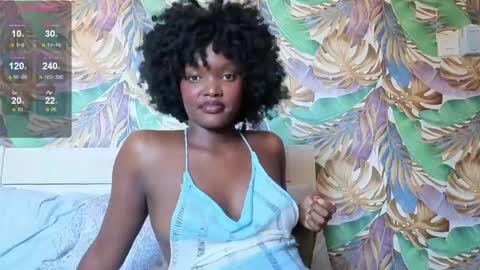 Snapshot of sexypetite_lee chatting on April 29, 2026, 1:48 pm Lee online show from April 29, 2026, 1:48 pm