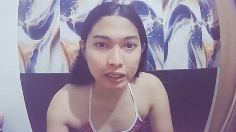 Snapshot of sexypetiteraine chatting on April 27, 2026, 6:00 am sexypetiteraine online show from April 27, 2026, 6:00 am
