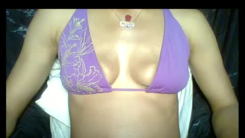 Snapshot of sexypussy000 chatting on April 24, 2026, 12:35 am sexypussy000 online show from April 24, 2026, 12:35 am