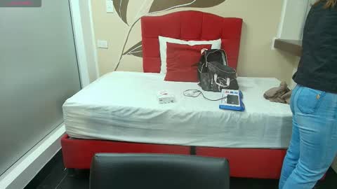 R A C H E L online show from September 11, 2025, 11:43 am