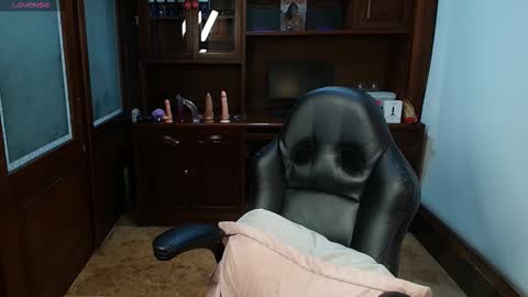 R A C H E L online show from January 14, 2026, 12:00 pm