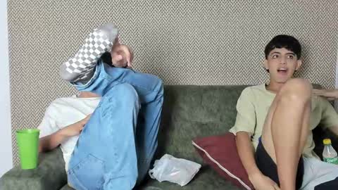 MATIAS-18   THIAHO -18  MAX-19  NICOKALY-19  CAIN-19   MOD ESTEBAN online show from March 3, 2025, 1:20 pm