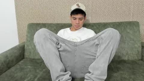 MATIAS-18   THIAHO -18  MAX-19  NICOKALY-19  CAIN-19   MOD ESTEBAN online show from September 29, 2025, 7:08 pm