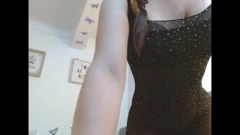 Venus Independent Model online show from February 27, 2026, 6:19 pm