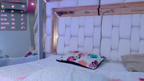 Kendall online show from September 14, 2025, 12:37 pm