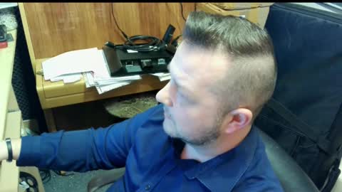 sexysteve80 online show from February 25, 2025, 9:57 pm