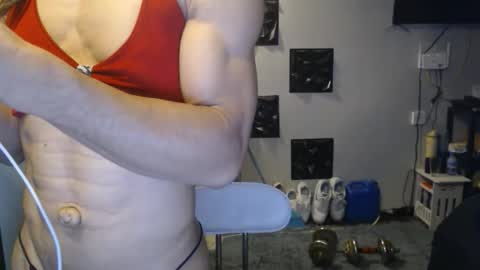 Snapshot of sexystrongcum chatting on October 18, 2025, 9:43 am sexystrongcum online show from October 18, 2025, 9:43 am