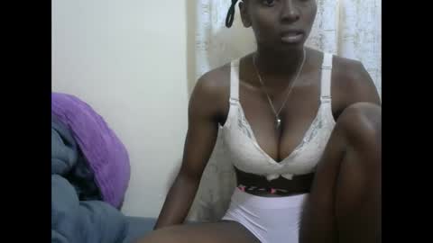 Snapshot of sexytinyy chatting on January 19, 2026, 9:24 am maria online show from January 19, 2026, 9:24 am