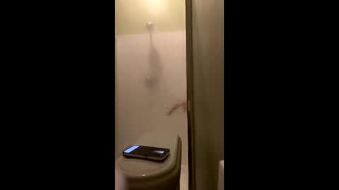 Smooth bi guy online show from February 17, 2026, 6:10 am