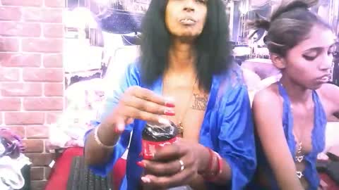 sexyva4u2luv online show from December 20, 2025, 10:22 am