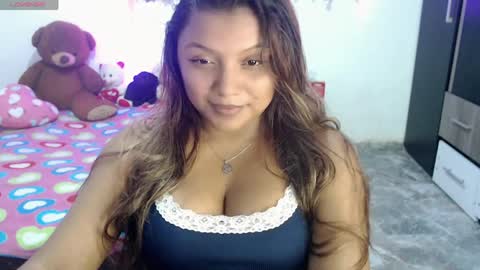 Snapshot of sexyvaldiry chatting on April 25, 2026, 12:35 am sexyvaldiry online show from April 25, 2026, 12:35 am