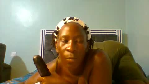 VIVIAN online show from January 31, 2025, 3:55 pm