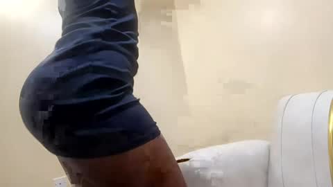 Sexylenah online show from June 19, 2026, 8:23 pm