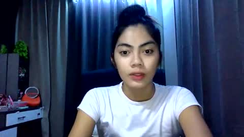 Xenaaa online show from January 19, 2026, 5:00 am