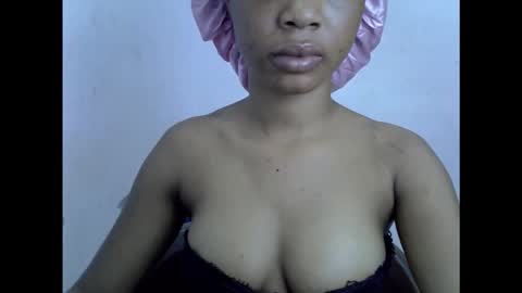 sexyxpeach online show from March 24, 2026, 11:32 pm