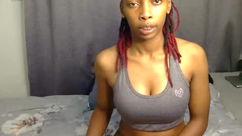 Snapshot of sexyy_sirenn chatting on June 2, 2026, 2:35 am sexyy_sirenn online show from June 2, 2026, 2:35 am
