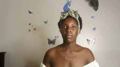 sexyypie online show from March 9, 2026, 7:07 pm