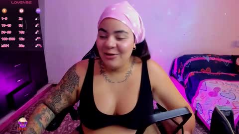 sharoon online show from November 4, 2025, 6:07 pm