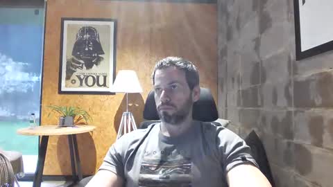 shad0w_hunter online show from December 13, 2024, 8:04 pm