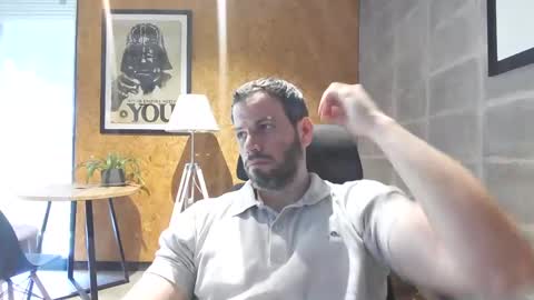 shad0w_hunter online show from January 3, 2025, 2:40 pm