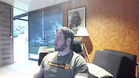 shad0w_hunter online show from September 11, 2025, 12:16 pm