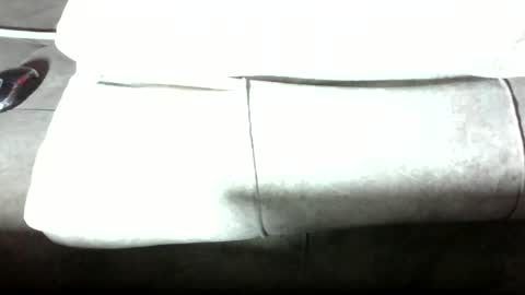 shades_x254 online show from July 13, 2026, 8:44 pm