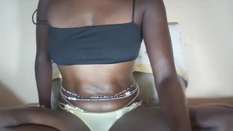 Snapshot of shadow_luxe chatting on April 9, 2026, 7:58 am shadow_luxe online show from April 9, 2026, 7:58 am