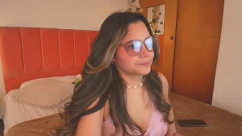Snapshot of shadya_ chatting on May 1, 2026, 3:22 am Shadya online show from May 1, 2026, 3:22 am