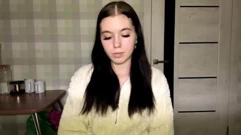 Eva online show from April 21, 2026, 5:50 pm