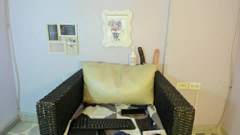 shaidy_scott online show from October 20, 2025, 3:07 am